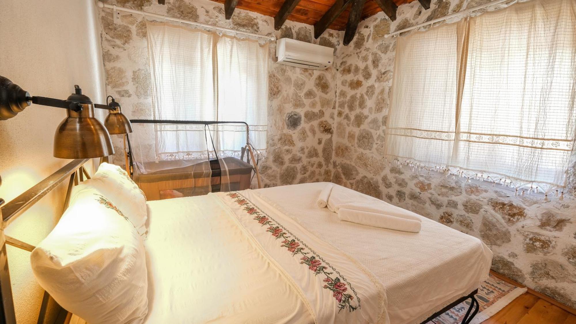 Likya House - Deniz Ve Doga Manzarali, Havuzlu Villa Patara Exterior photo
